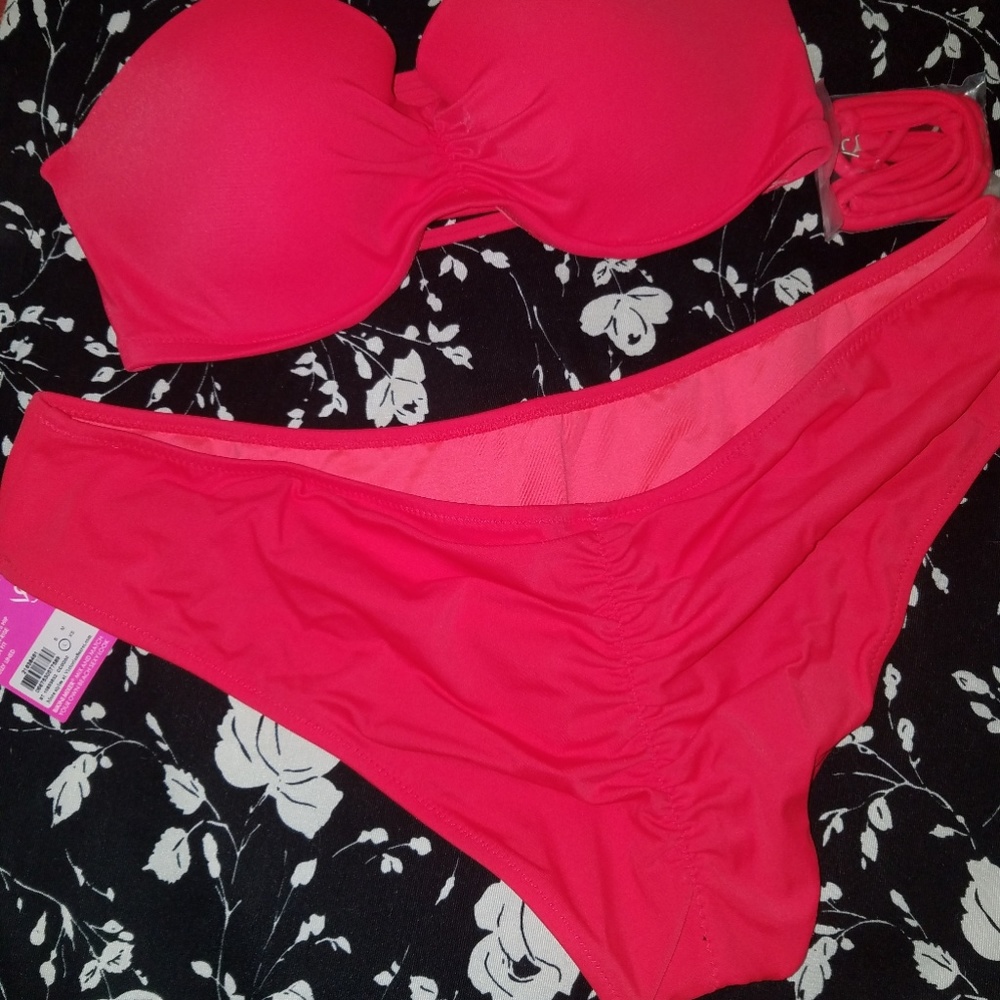 Victoria's Secret large bottoms